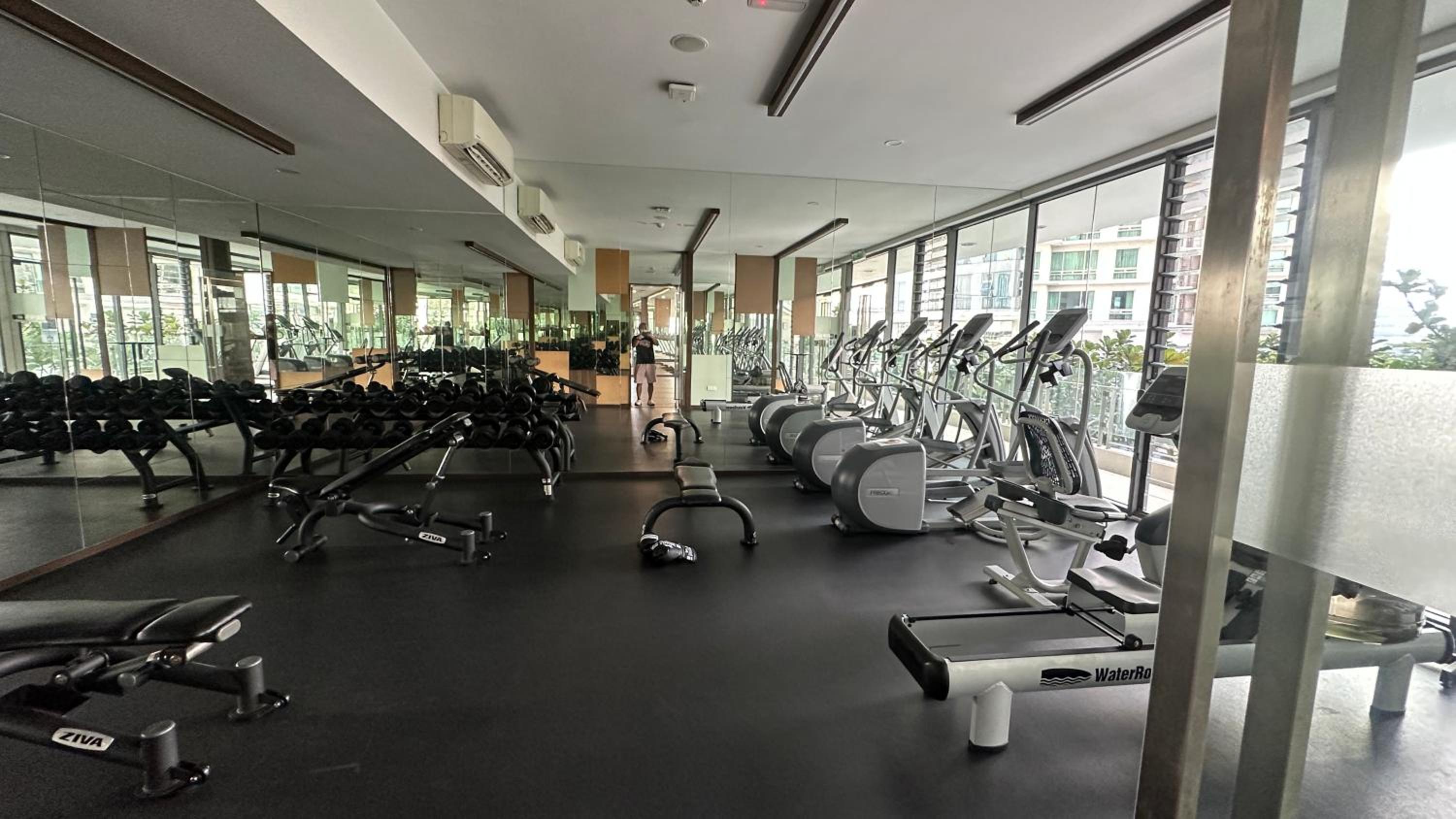 Extravagant Family-Biz Nest @ Robertson 30F