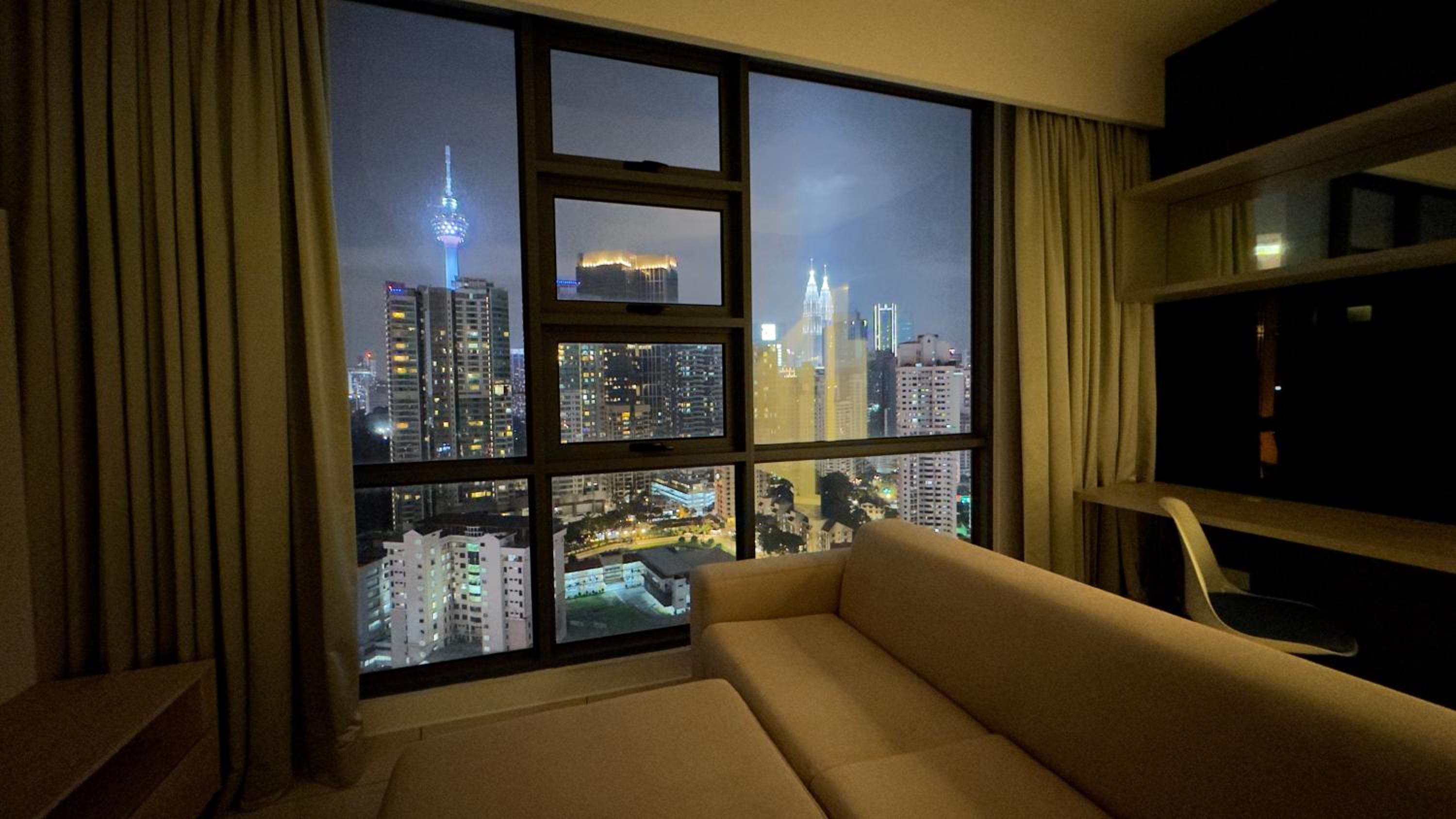 Extravagant Family-Biz Nest @ Robertson 30F