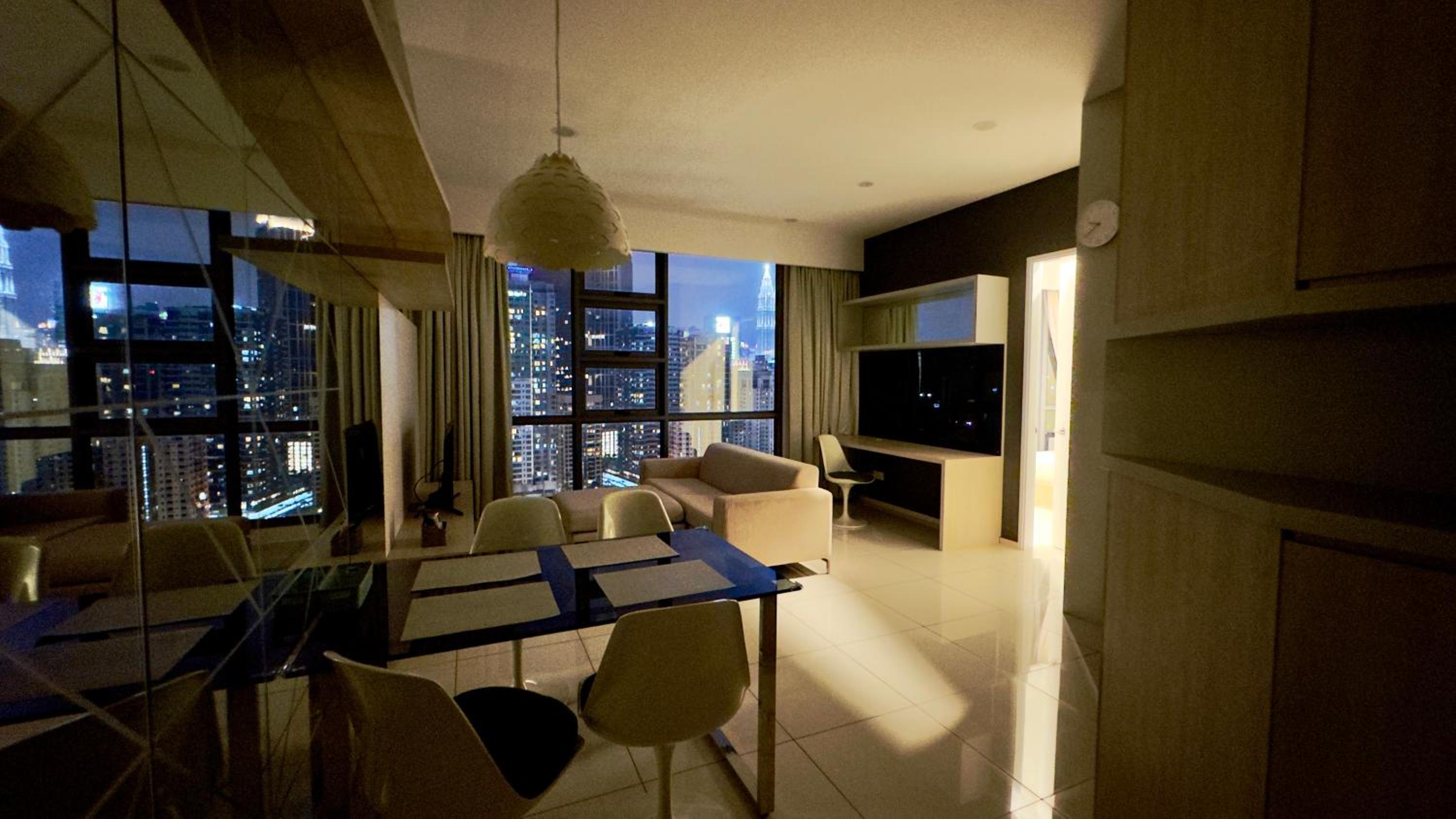 Extravagant Family-Biz Nest @ Robertson 30F