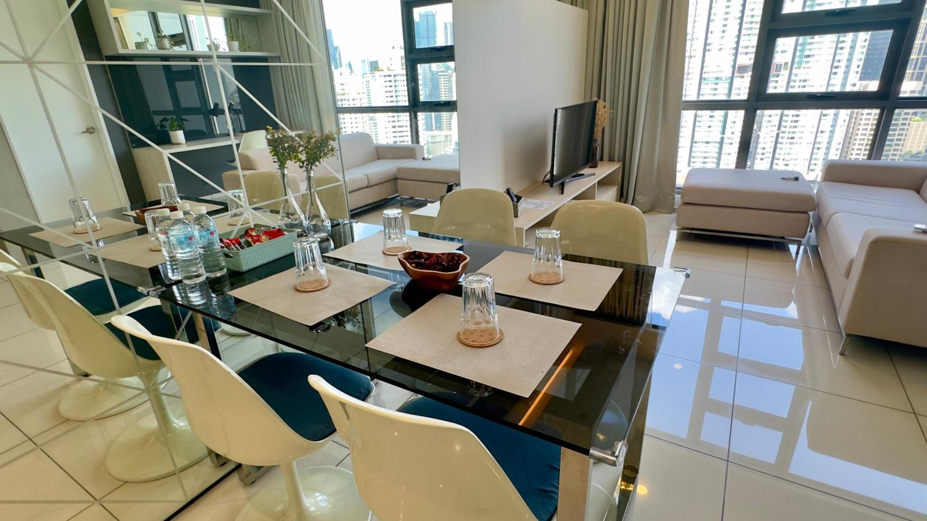 Extravagant Family-Biz Nest @ Robertson 30F