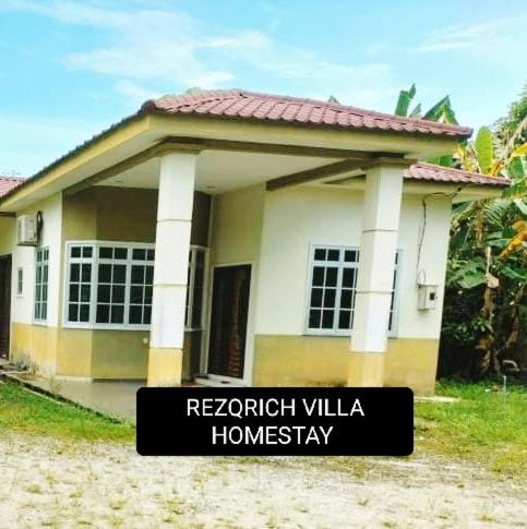 Rezqrich Villa Homestay 1 photo 7