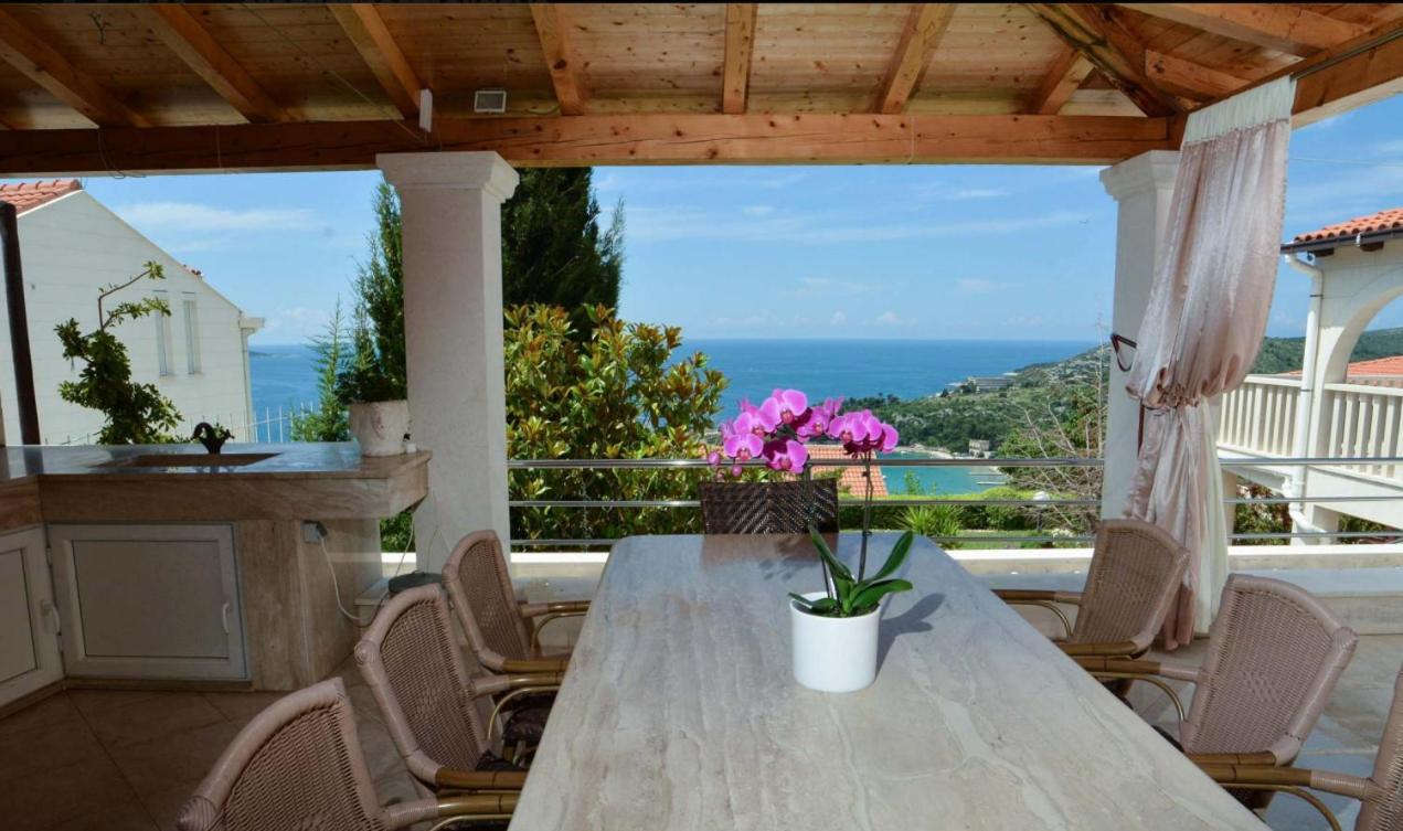 Beautiful Dubrovnik Villa 5 Bedrooms Villa Dubrovnik Platinum Amazing Sea Views Personal Gym and Sauna Mlini view 2