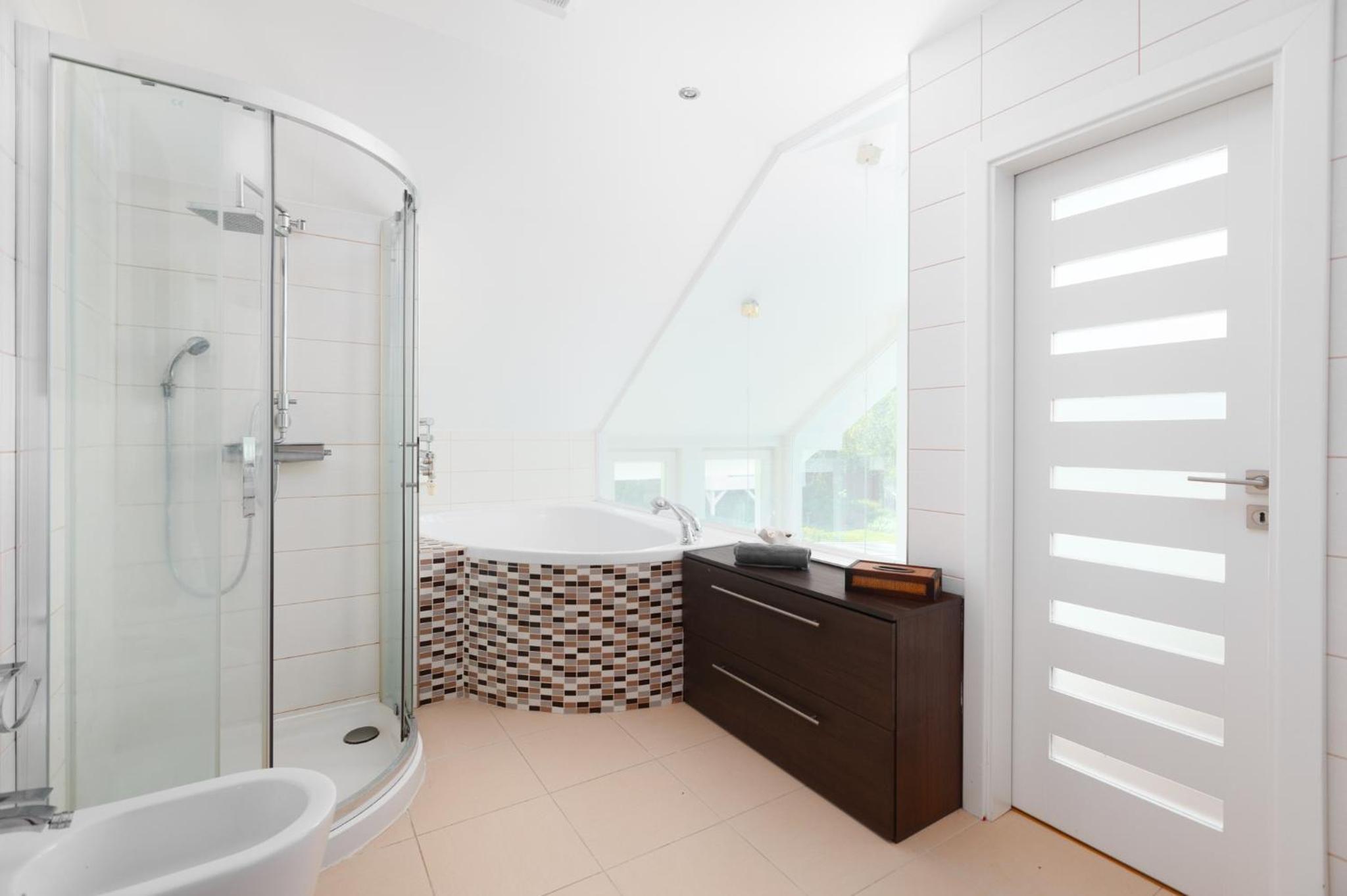5 rooms villa with pool and fireplace