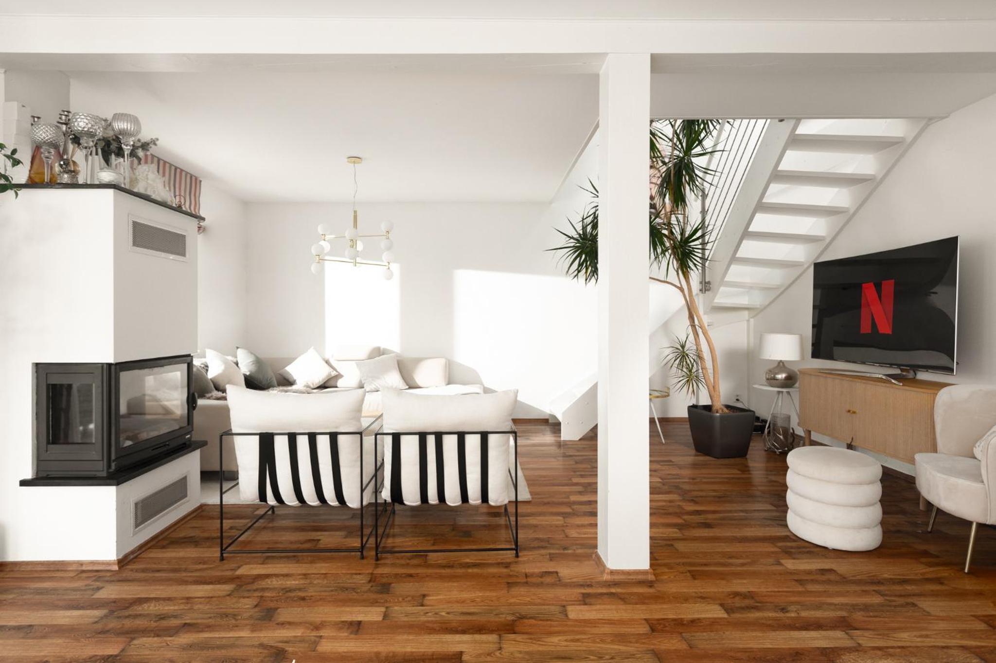 5 rooms villa with pool and fireplace