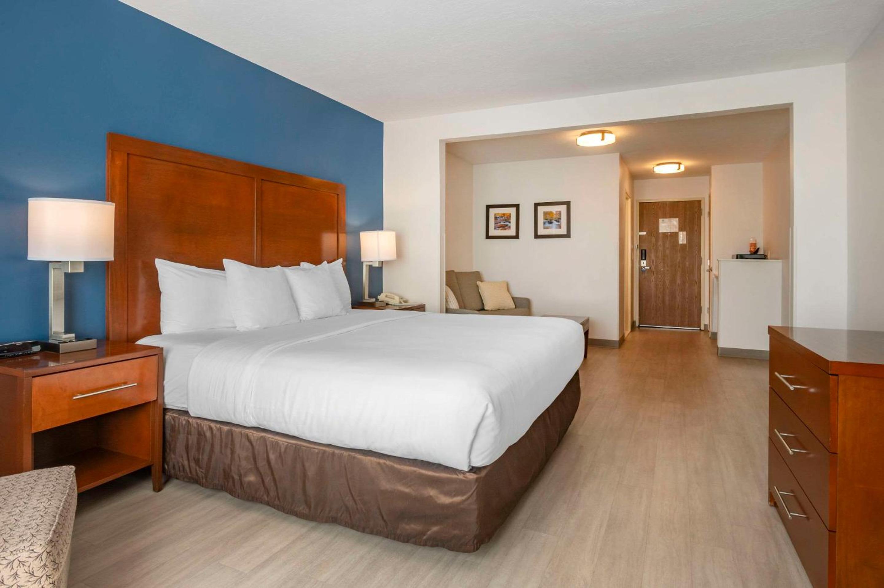 Beaver Vacations - Comfort Inn  Suites Beaver - Interstate 15 North - Property Image 1