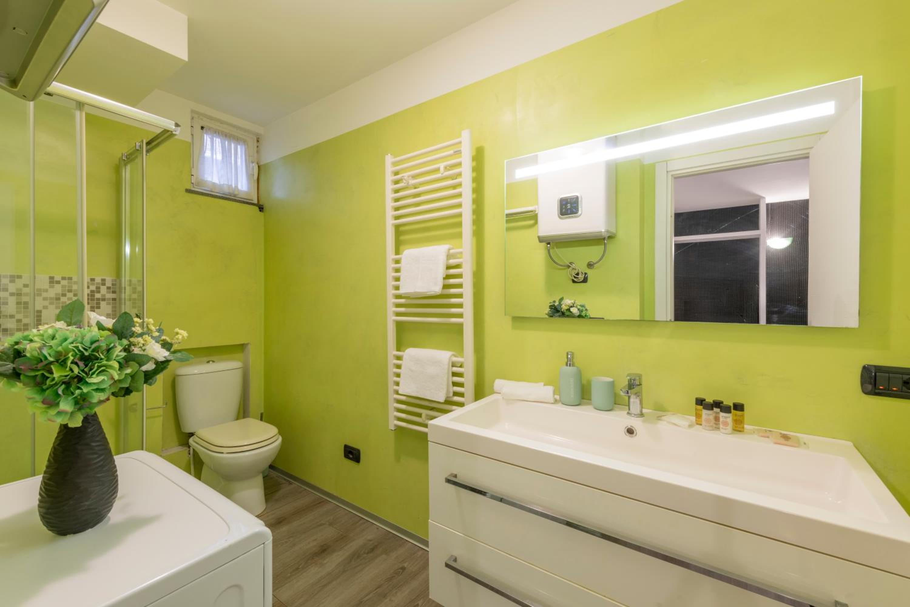 BnButler - Archimede 53 - Bright Studio