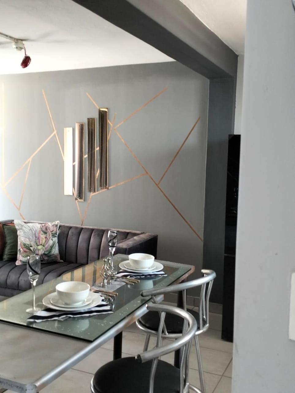 @Derricks Luxury Apartments 2