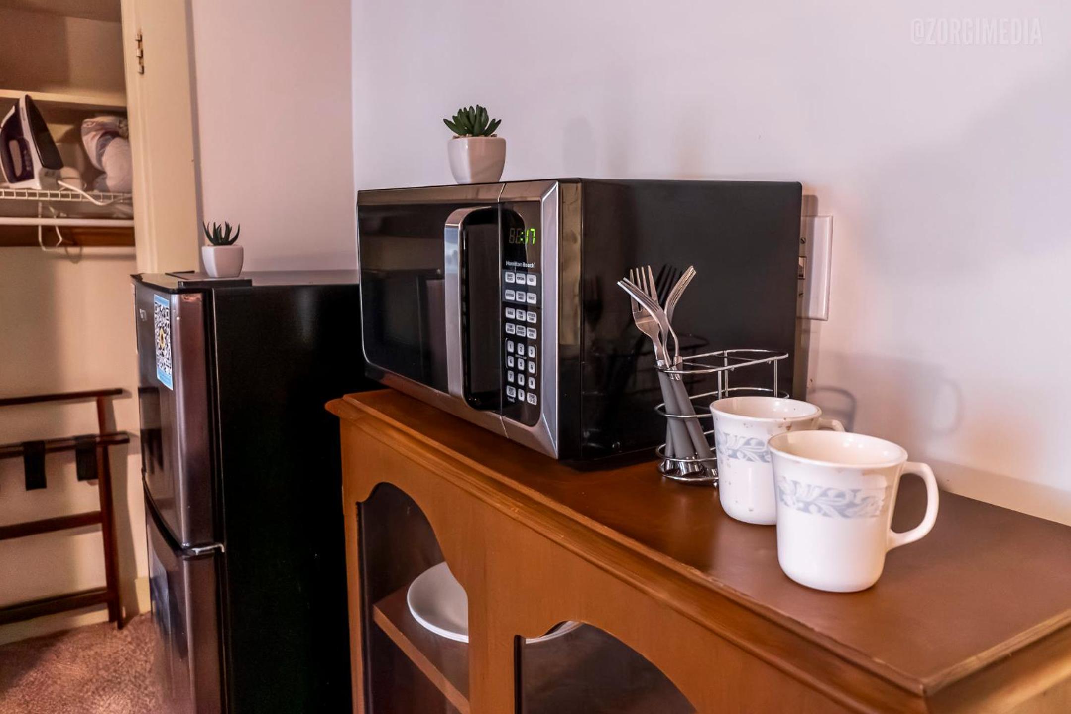 Studio Apt - Easy Access to City and Amazing View view 4