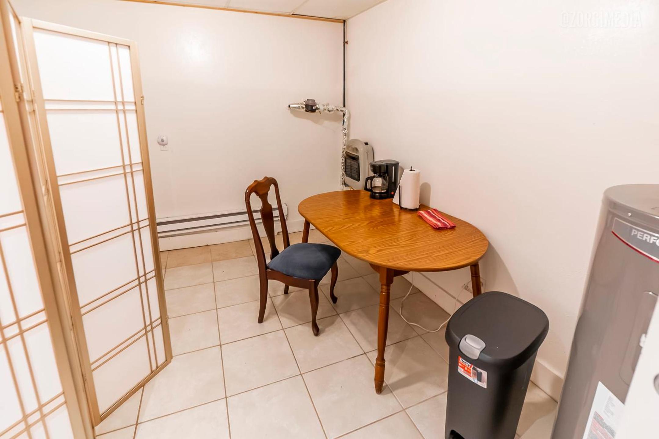 Studio Apt - Easy Access to City and Amazing View view 5
