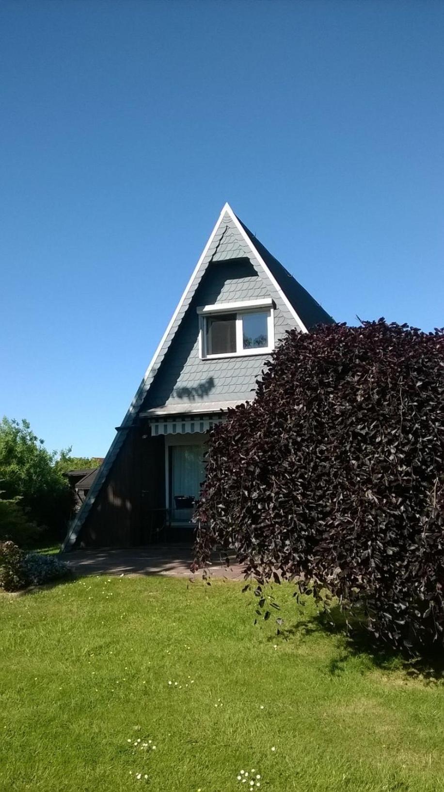 Nurdachhaus KRABBENWEG 12