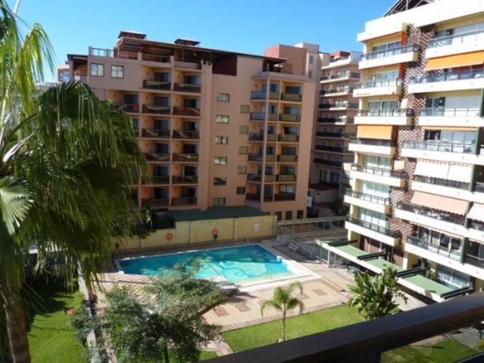 Esplendido APARTAMENTO, CARIHUELA EDIFICIO EL REMO, PRIMERA LÍNEA photo 5