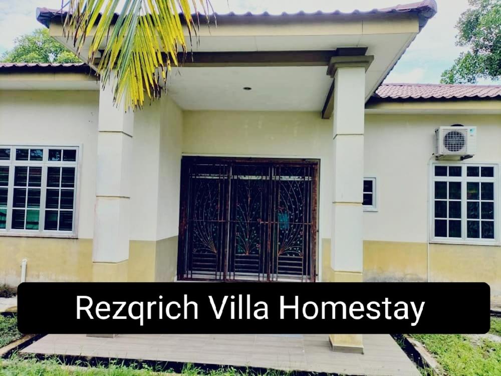 Rezqrich Villa Homestay 2 photo 6