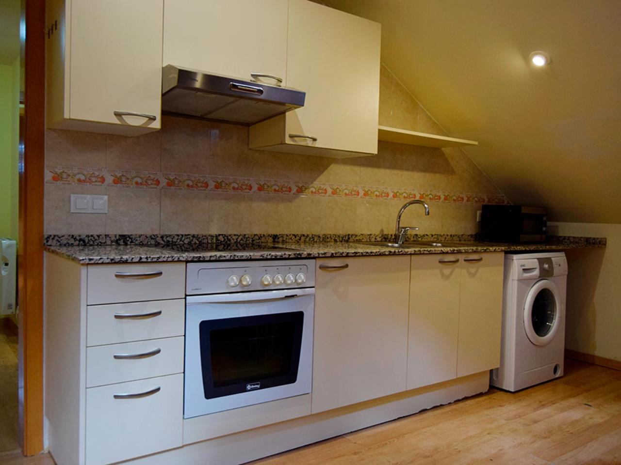Apartamentos Pantebre 3000