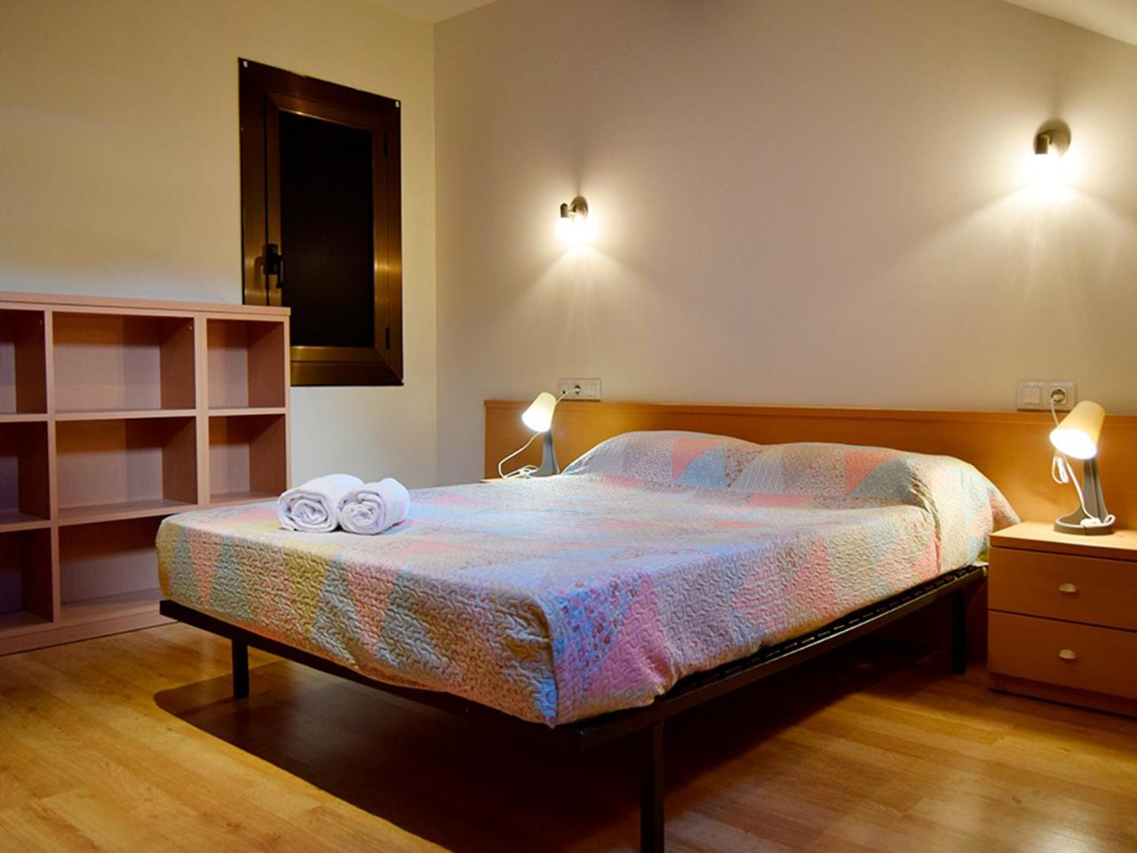 Apartamentos Pantebre 3000
