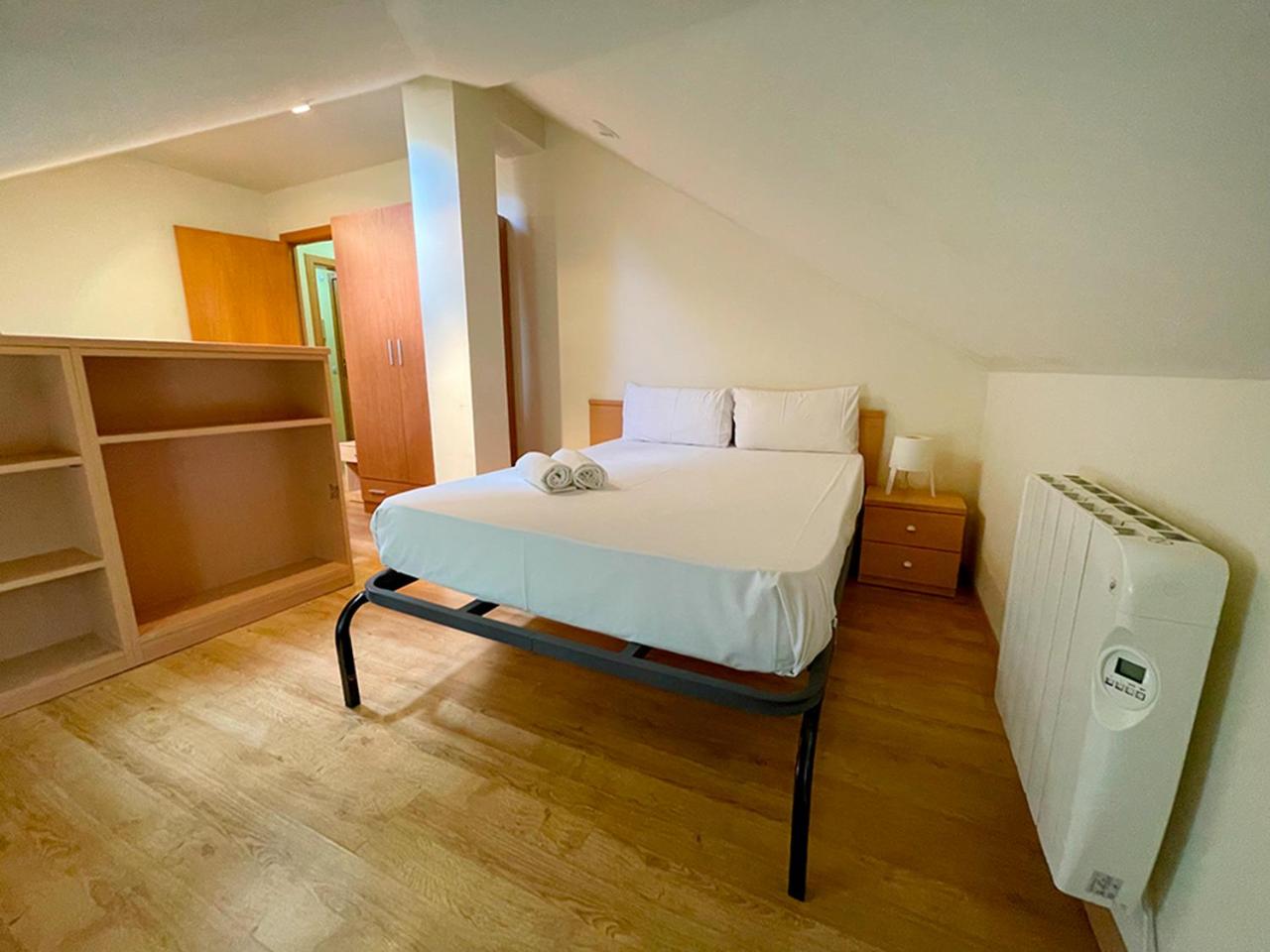 Apartamentos Pantebre 3000