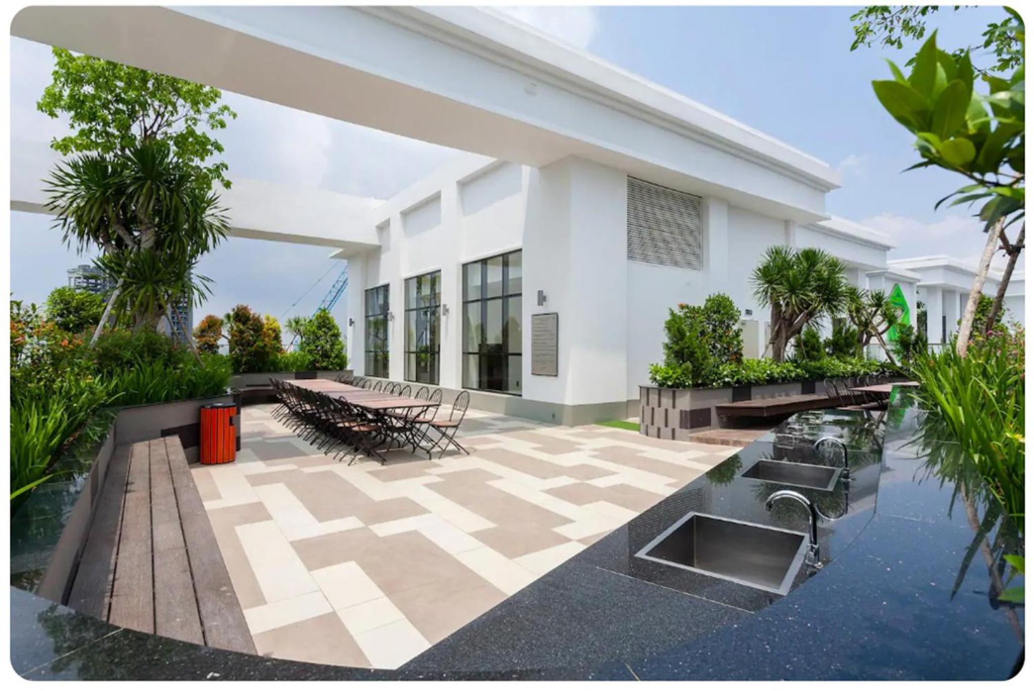 Heart of Saigon - Tresor Apartment