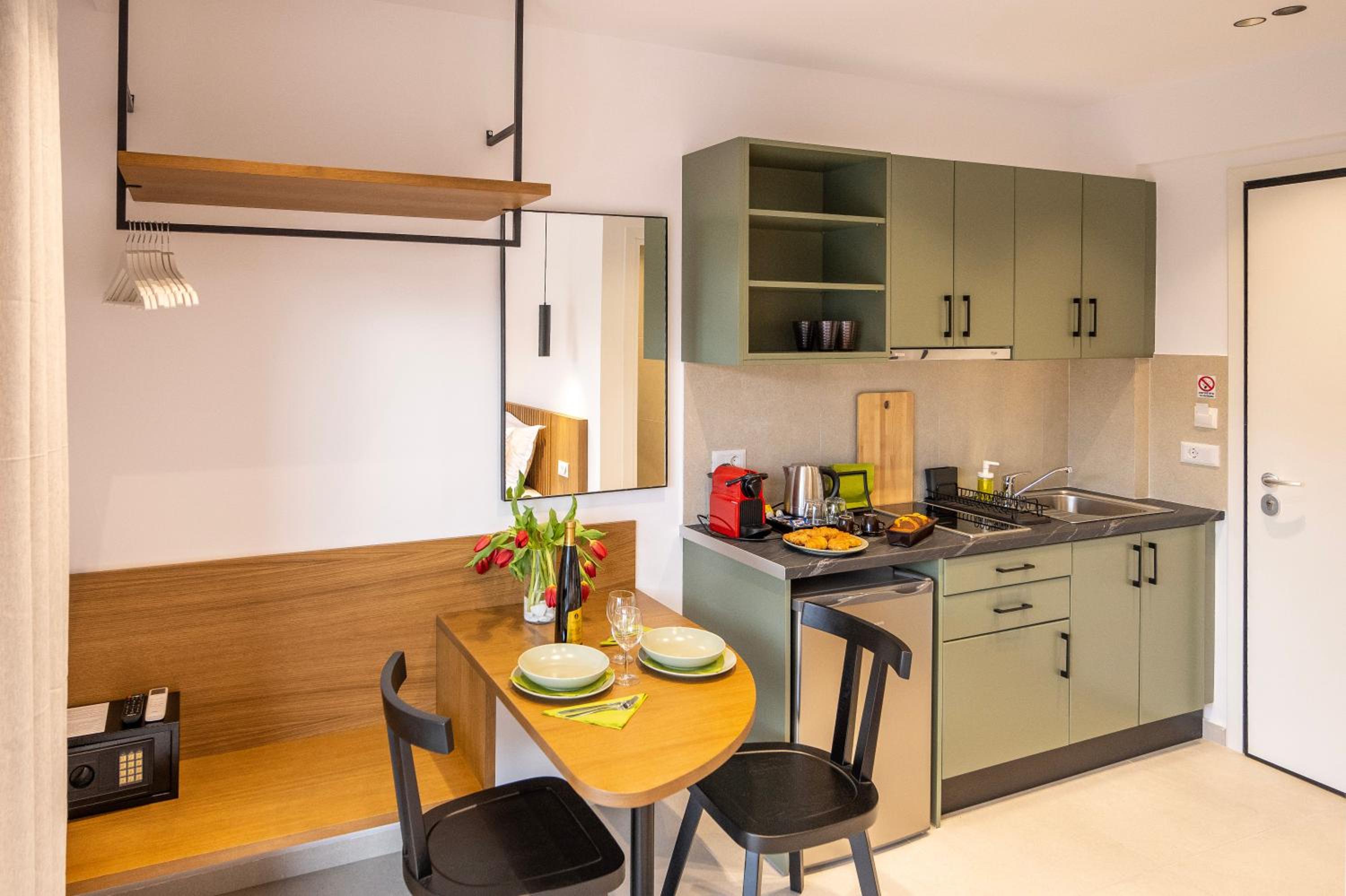 Athens Genesis Luxury Suites