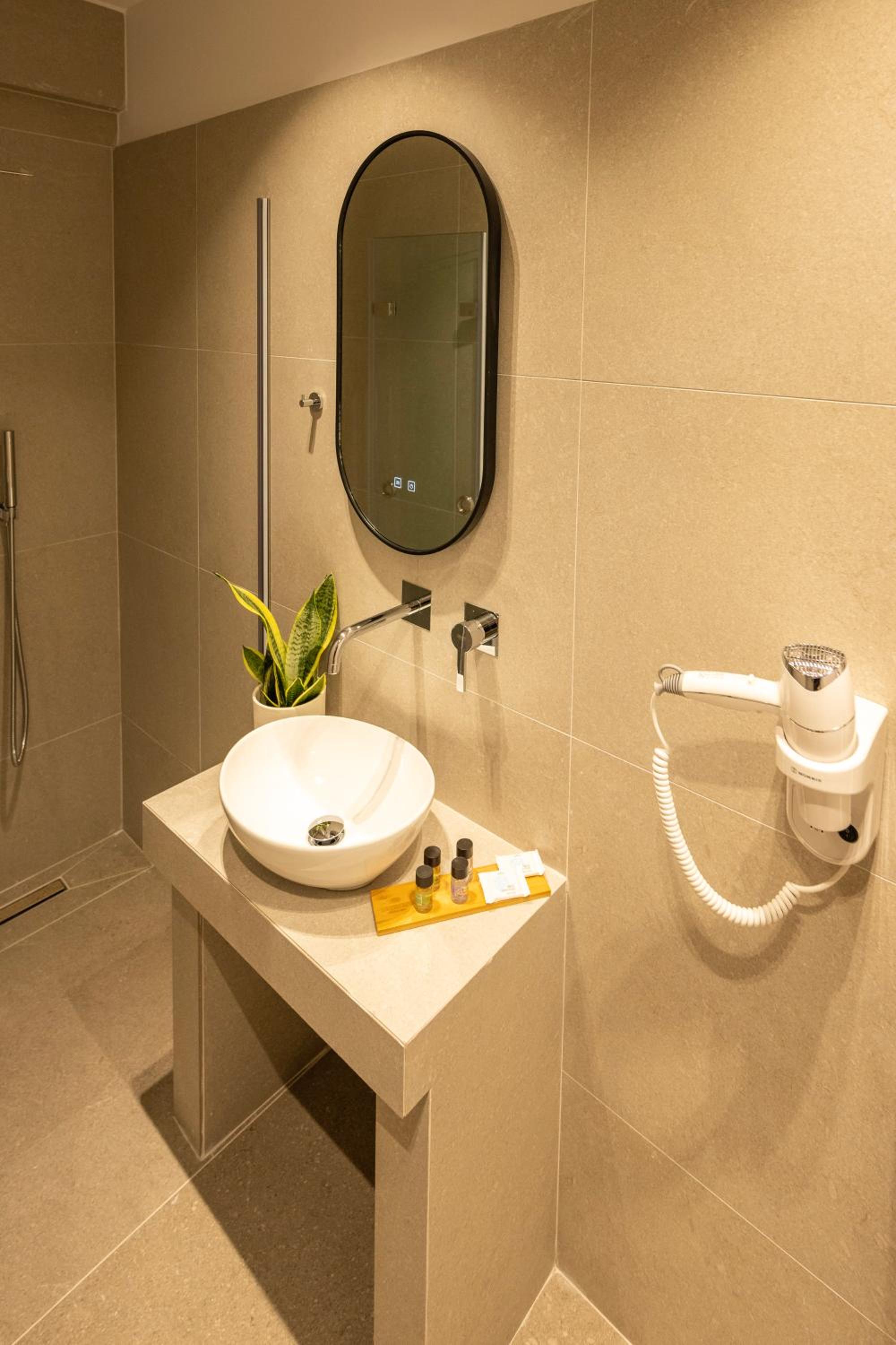 Athens Genesis Luxury Suites
