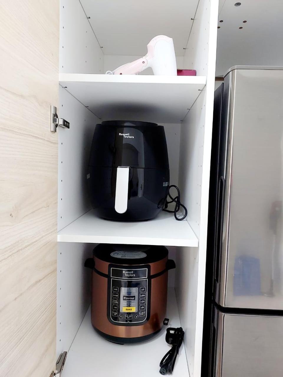 Alanis Guest House-GatewayKLIA-NetflixWifi