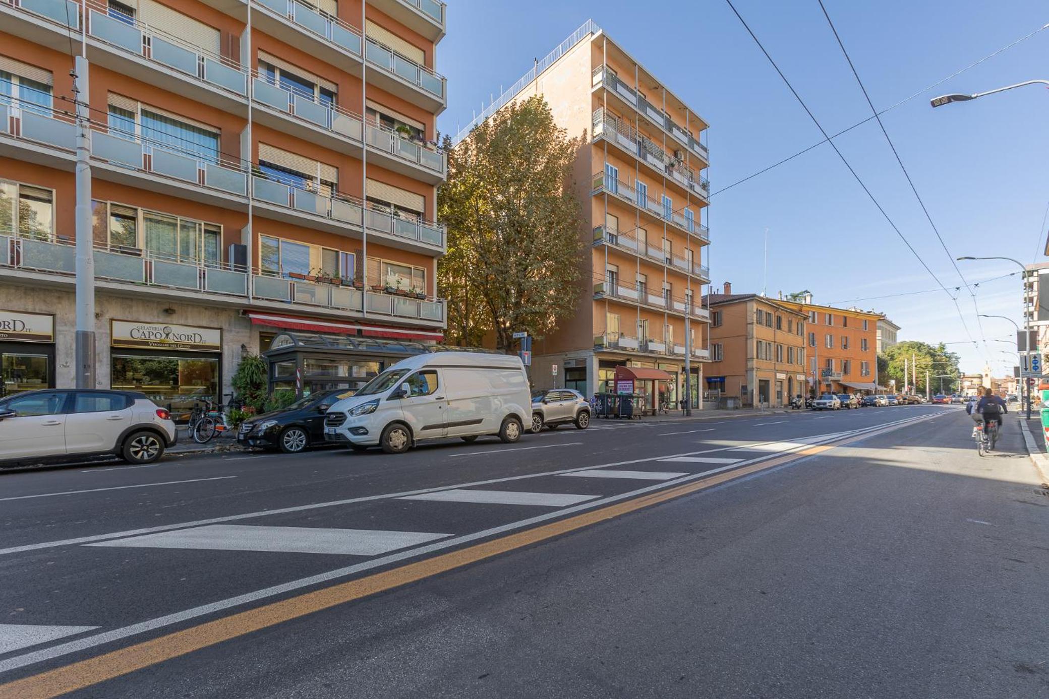 GuestHost - Giardini Margherita Pretty Studio Apartment view 4