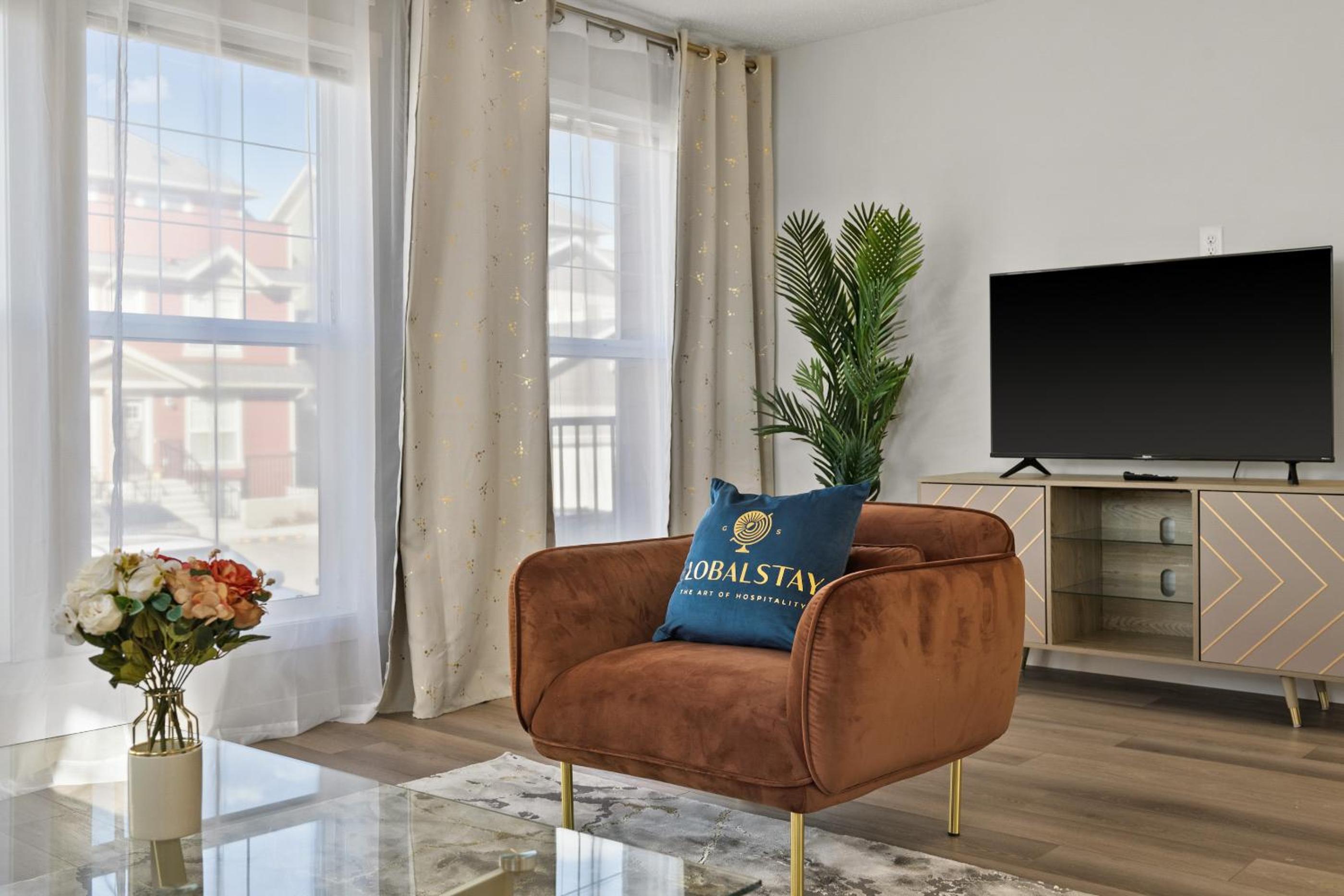 GlobalStay Cranbrook Townhome Suites