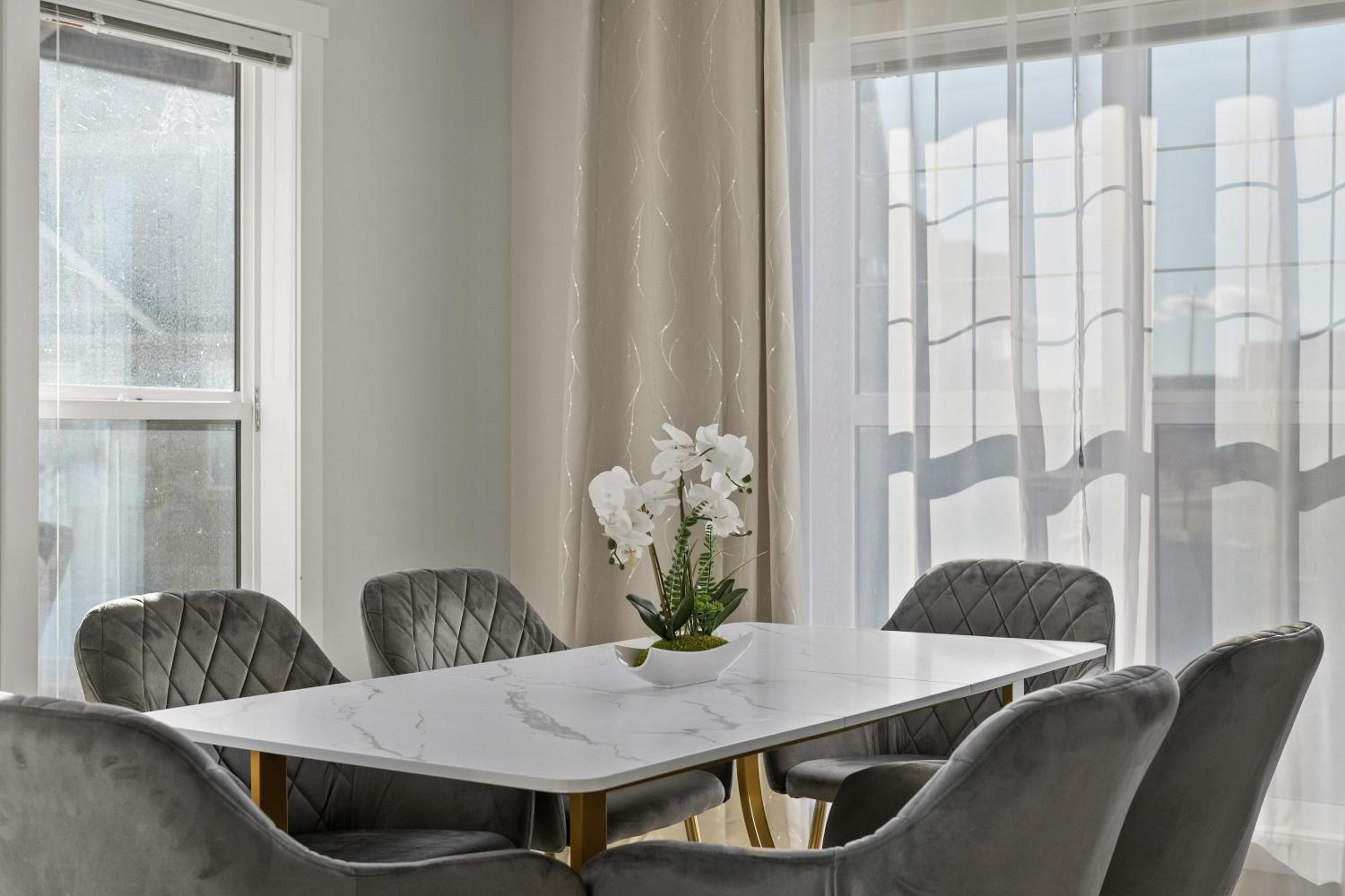 GlobalStay Cranbrook Townhome Suites