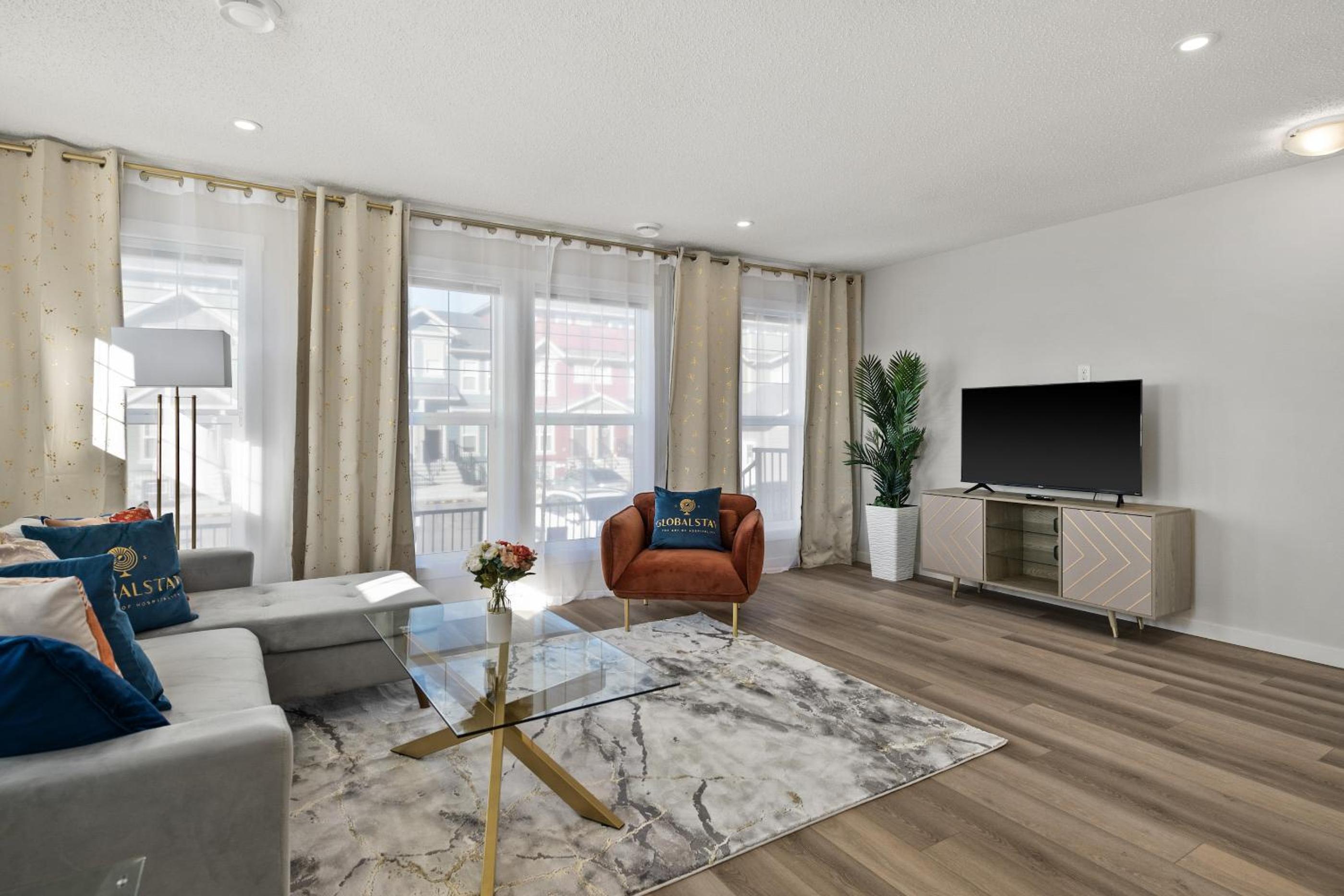 GlobalStay Cranbrook Townhome Suites