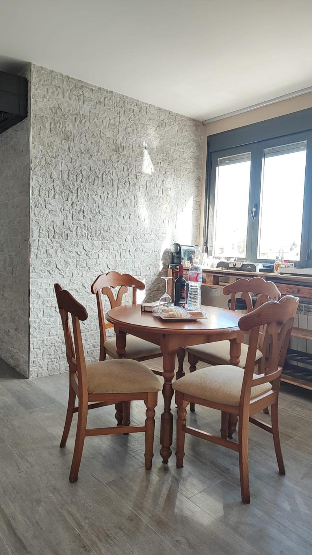 Alojamiento independiente dentro de chalet 3er piso