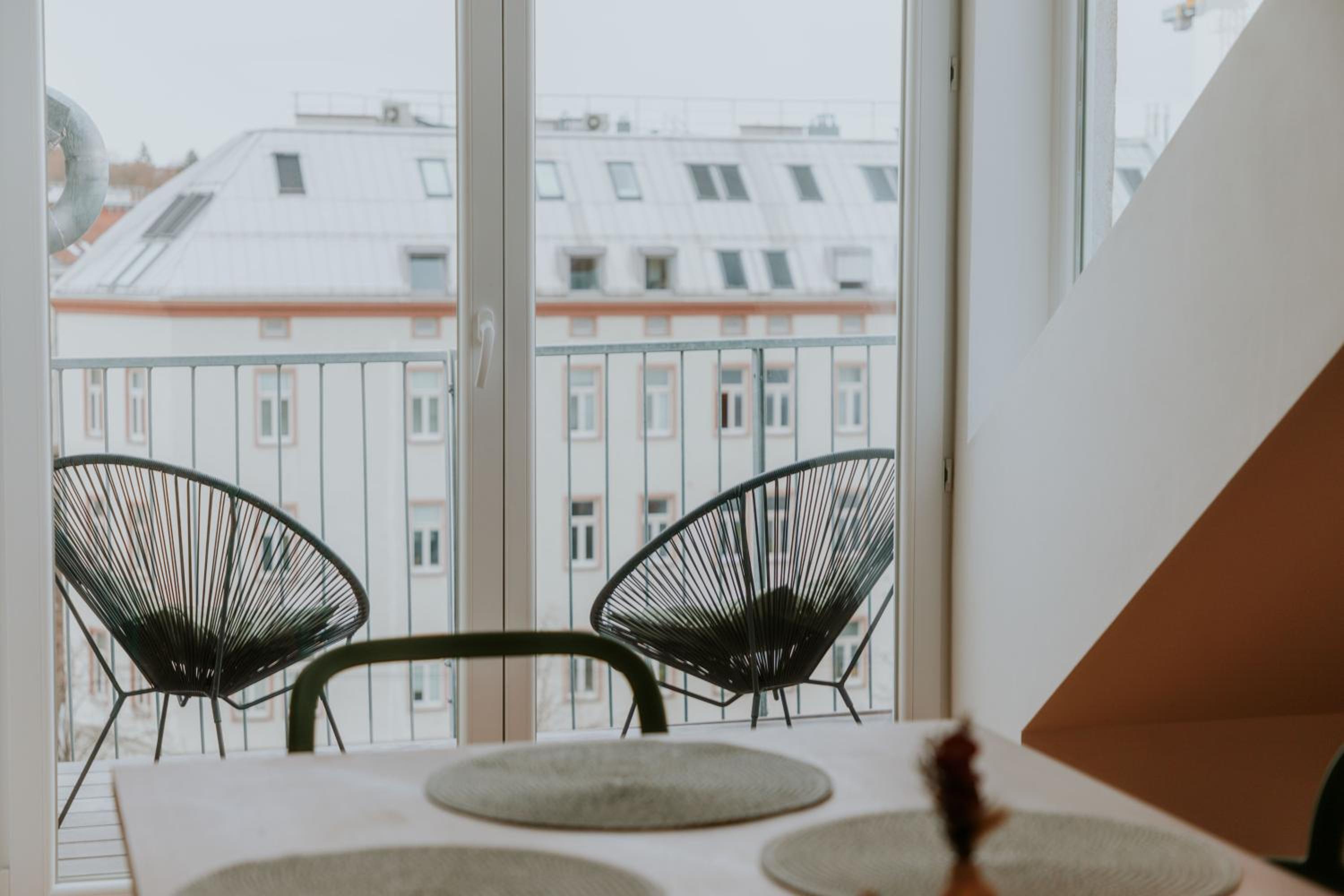 Large Apartments - Great for Groups - with Balcony or Terrace