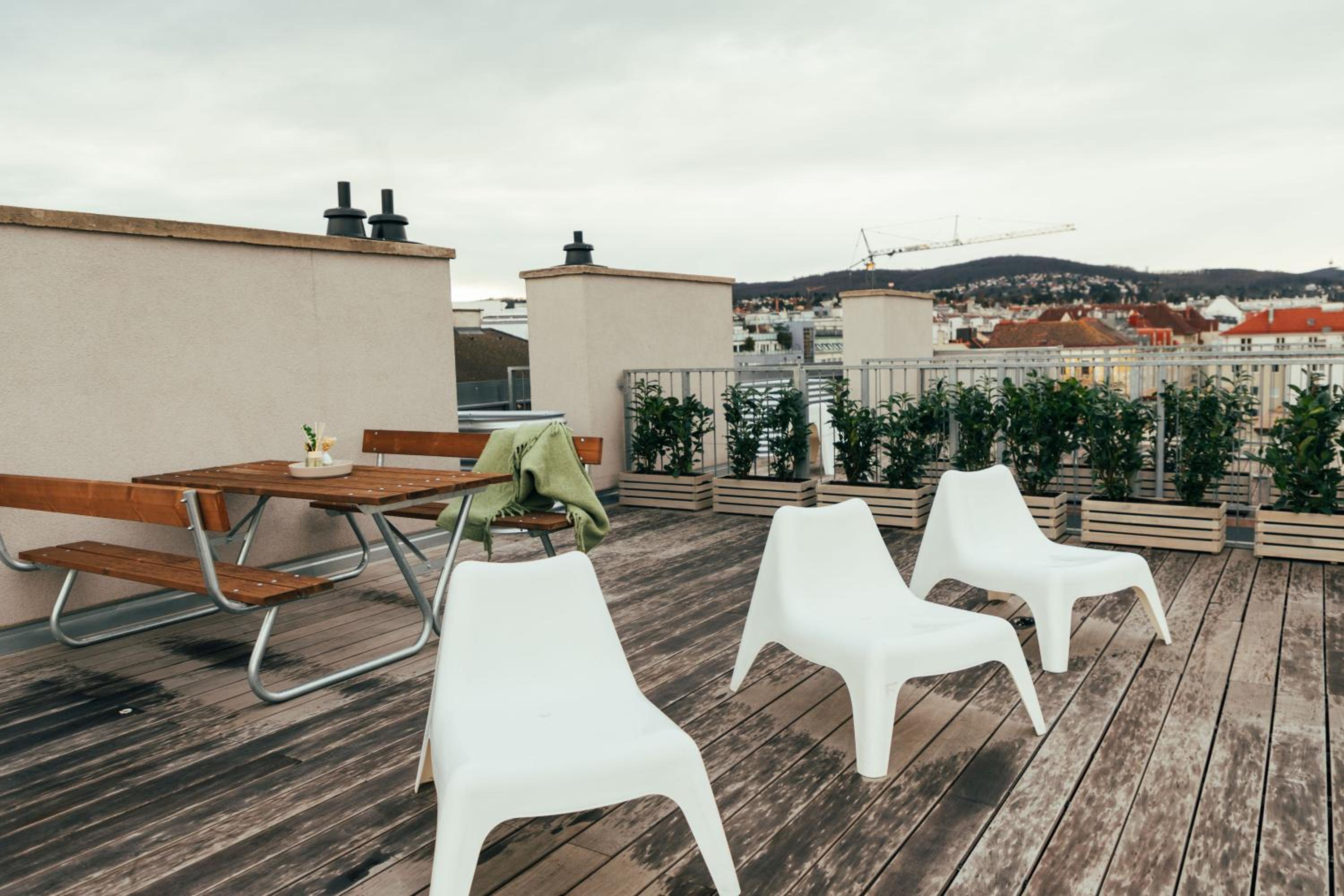Large Apartments - Great for Groups - with Balcony or Terrace