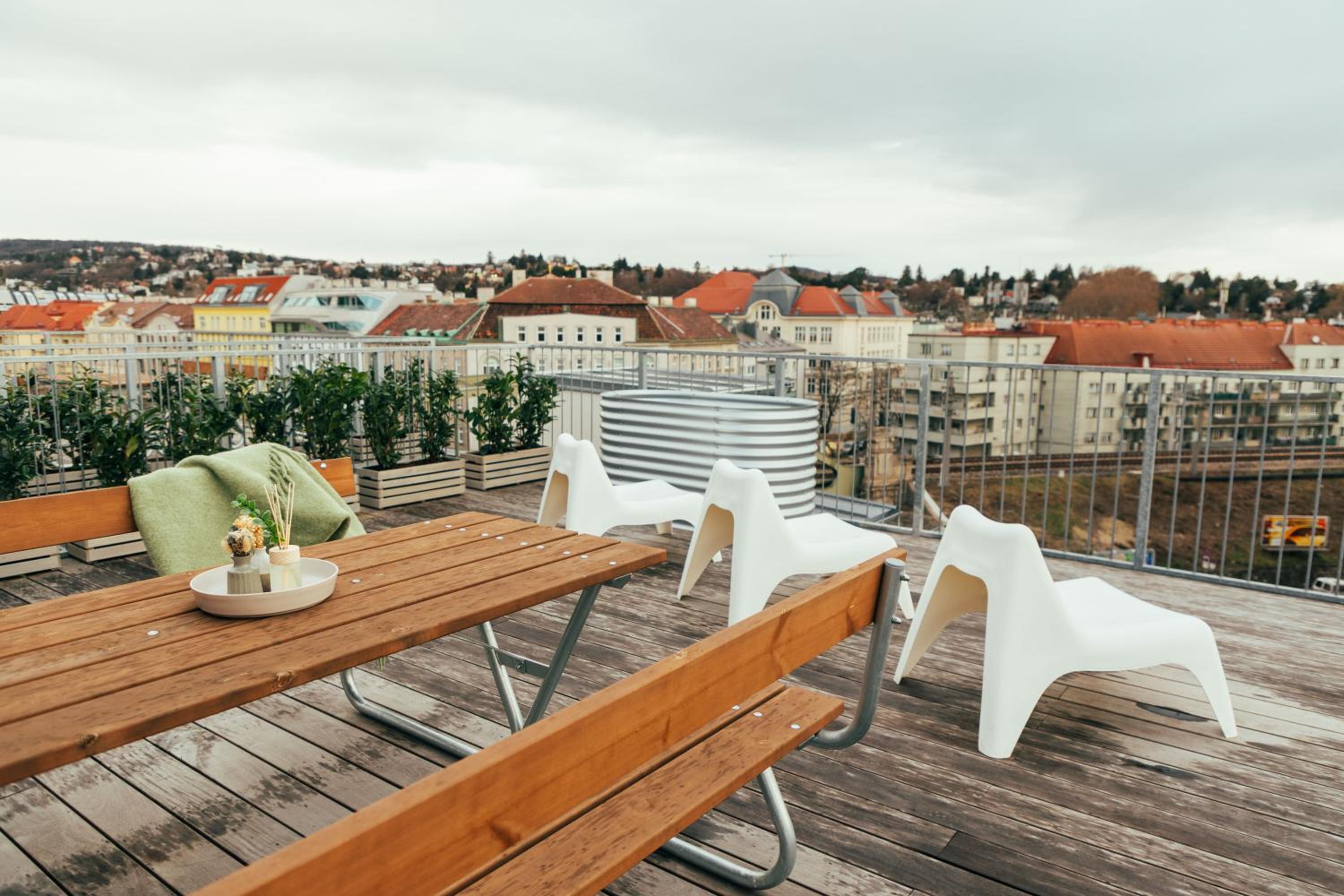 Large Apartments - Great for Groups - with Balcony or Terrace