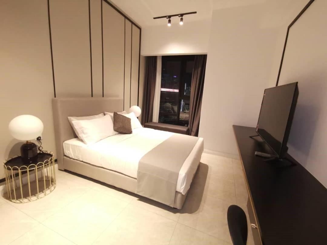 Bukit Bintang Axon Residences 3R2B 3Queens Beds