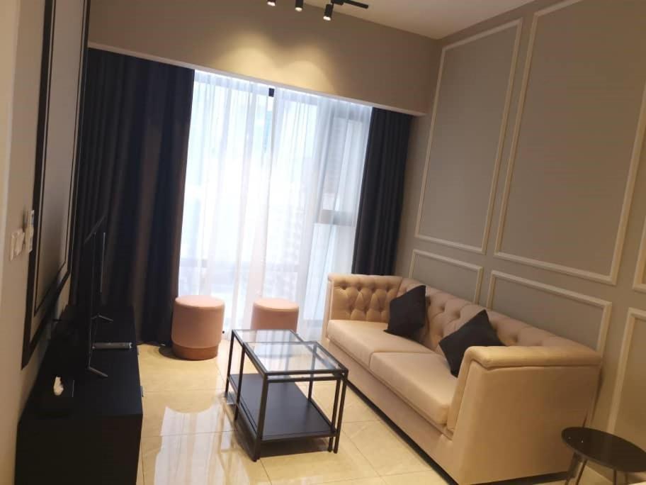 Bukit Bintang Axon Residences 3R2B 3Queens Beds