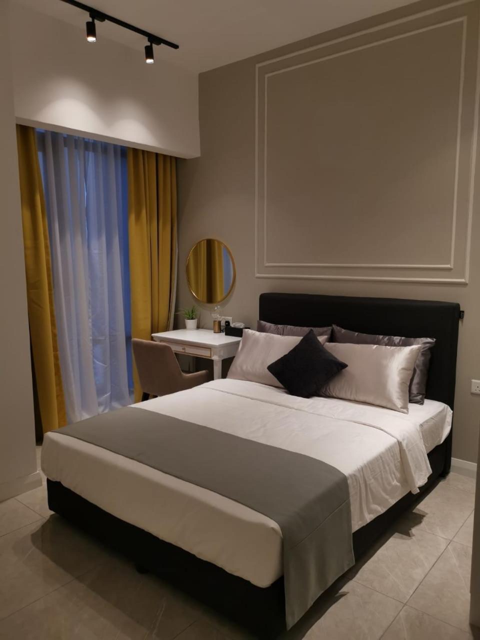 Bukit Bintang Axon Residences 3R2B 3Queens Beds