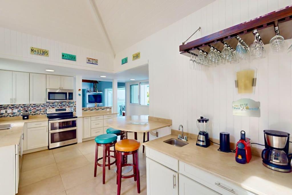 Petit Paradis 3 bedrooms, pool, Orient Beach view 4