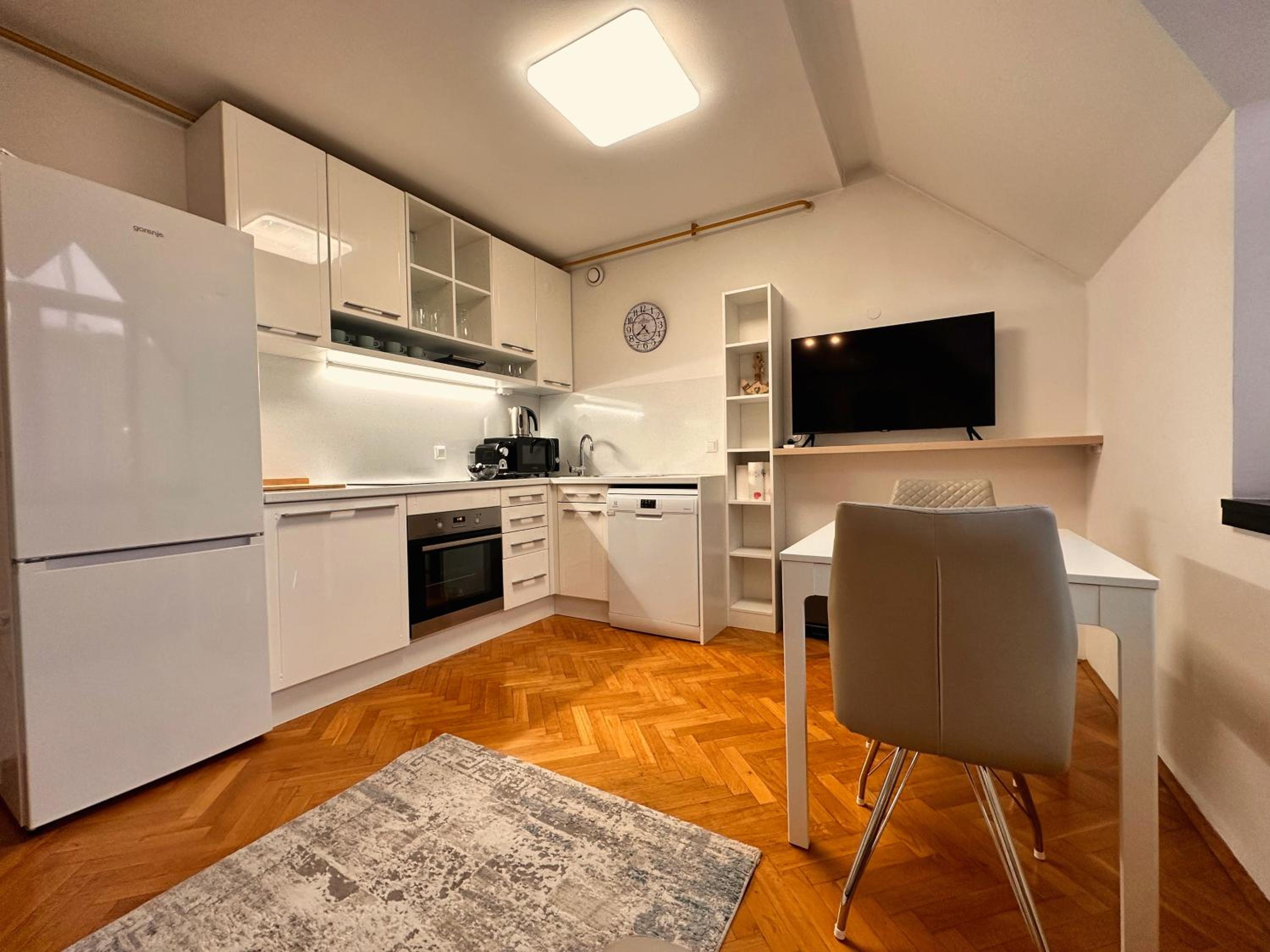 Charming City Loft Apartment view 2