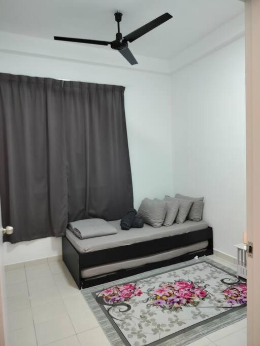 Lakeview 3 Bedroom Apartment in Presint 18 Putrajaya photo 8