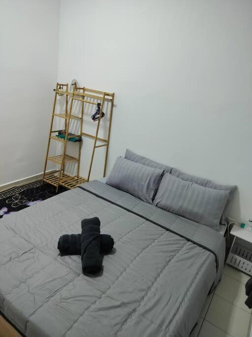 Lakeview 3 Bedroom Apartment in Presint 18 Putrajaya photo 7