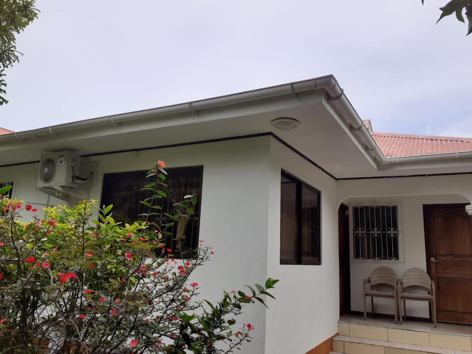 Gigi's Self Catering Apartment photo 4