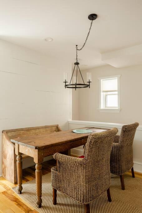 Shurs Lane Cottage, EV Charging, Free Parking view 5