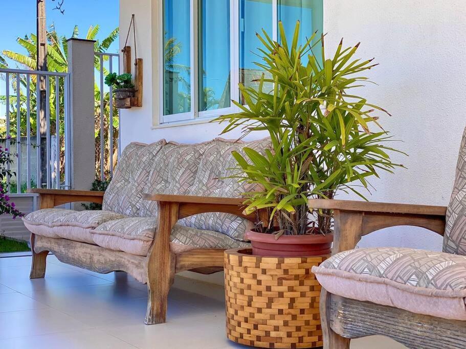 Mar, Piscina, Diversão: Sua Casa de Praia - Meaipe