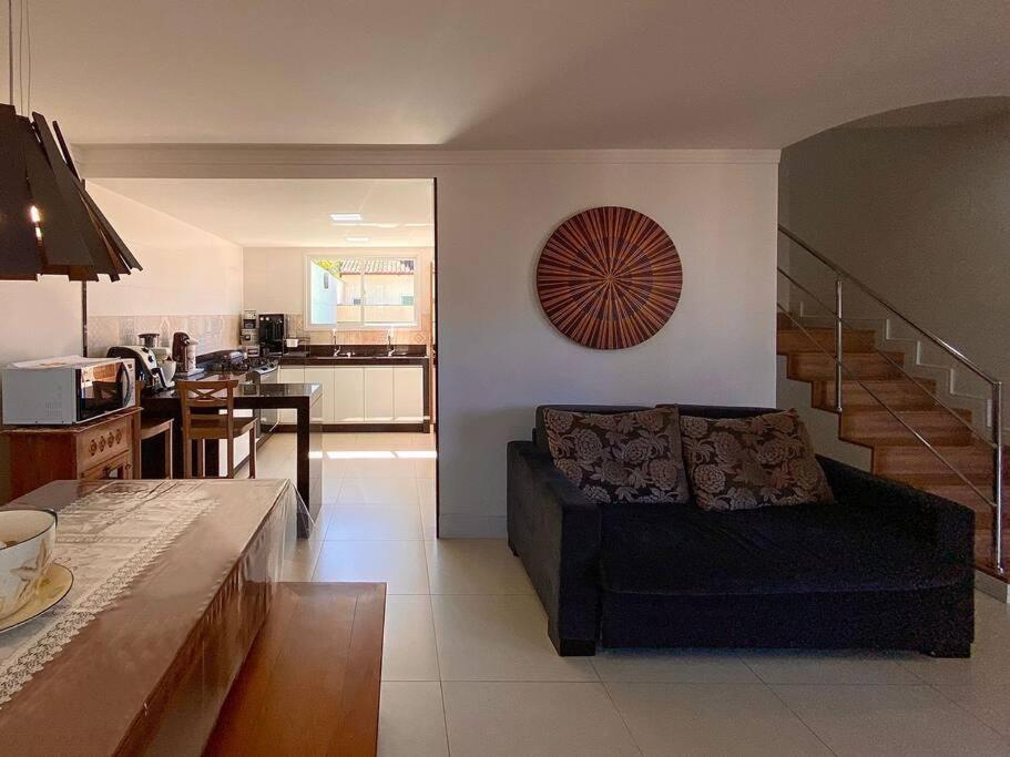 Mar, Piscina, Diversão: Sua Casa de Praia - Meaipe