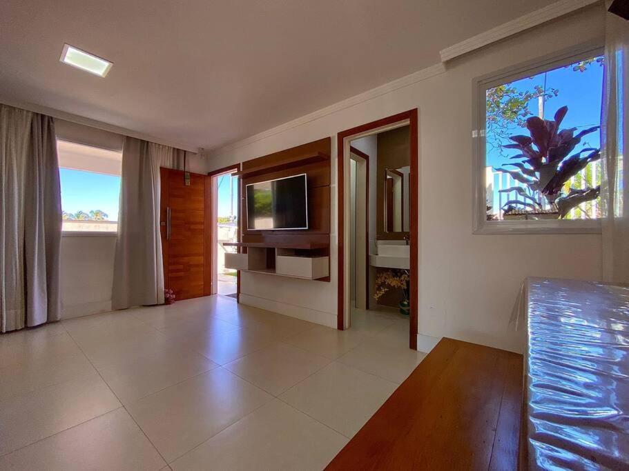 Mar, Piscina, Diversão: Sua Casa de Praia - Meaipe