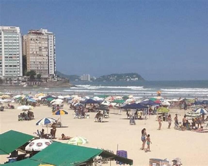 No melhor ponto de PITANGUEIRAS, 50mt da praia, amplo