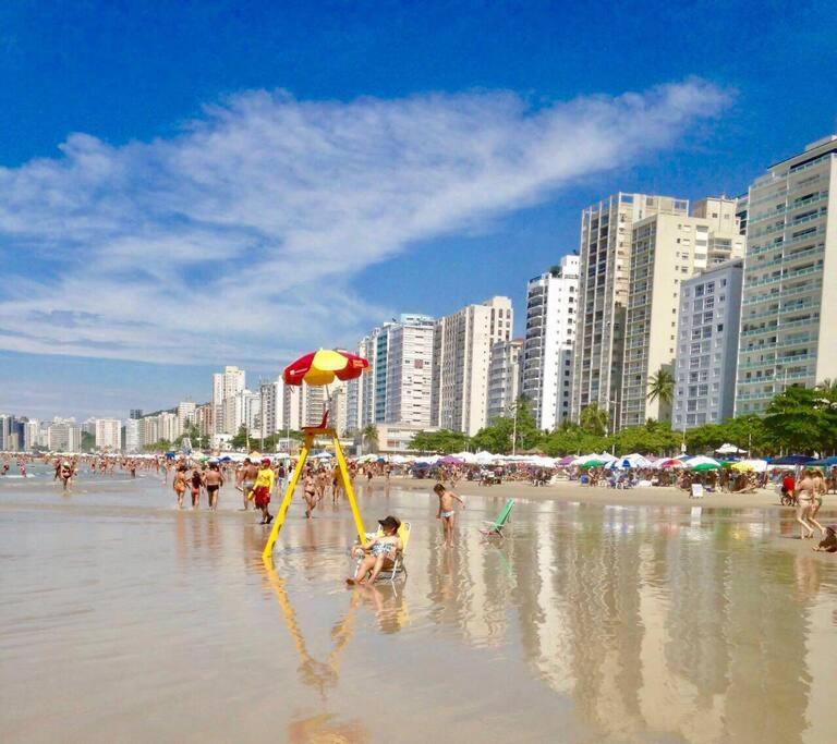 No melhor ponto de PITANGUEIRAS, 50mt da praia, amplo