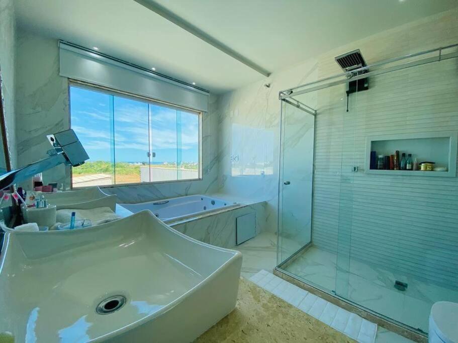 Enseada Azul Linda Casa Piscina