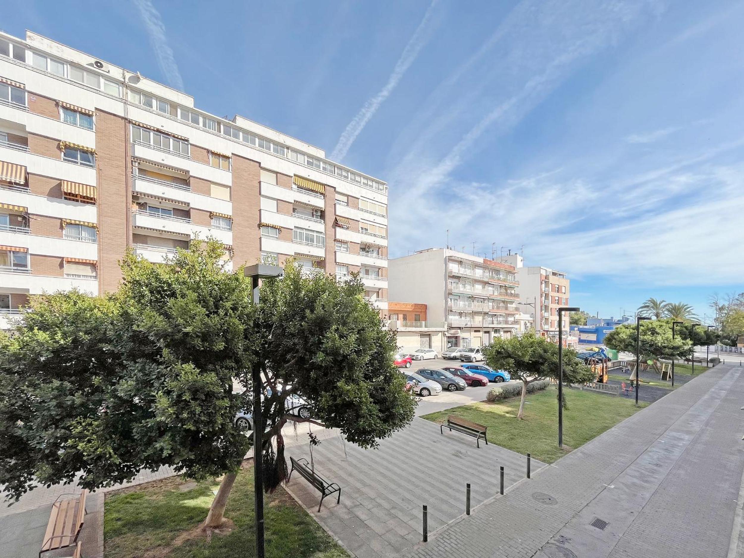 Global Properties, Practico apartamento muy cerca del mar en Puerto Sagunto photo 5