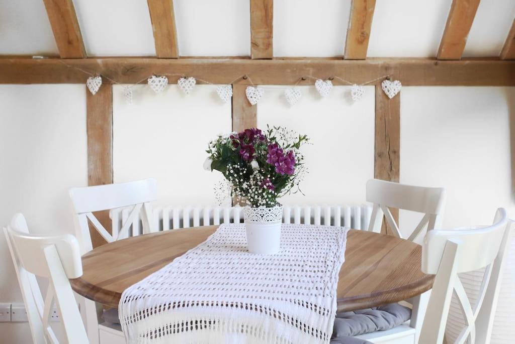 Acorn Barn
