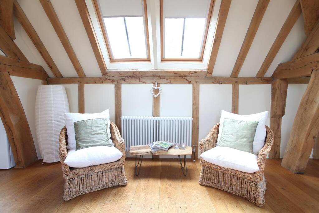 Acorn Barn