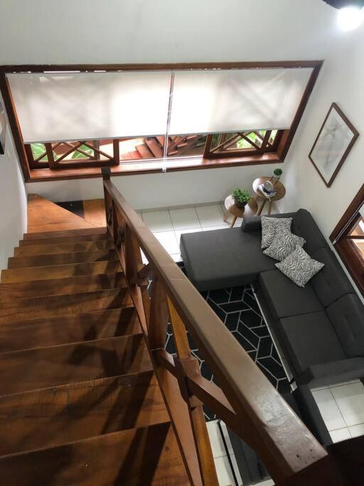 N12 Casa 3 dormitórios em condominio frente a praia
